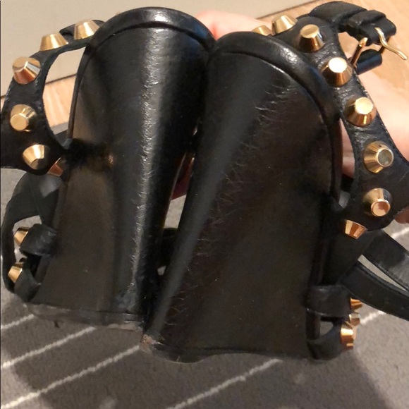 ✨ Balenciaga Paris Gold Stud Wedges 38 ✨ - Picture 5 of 6